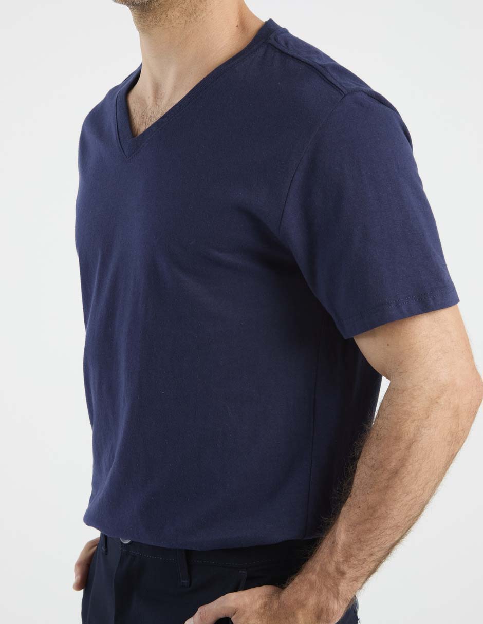 Playera Weekend cuello v para hombre 5
