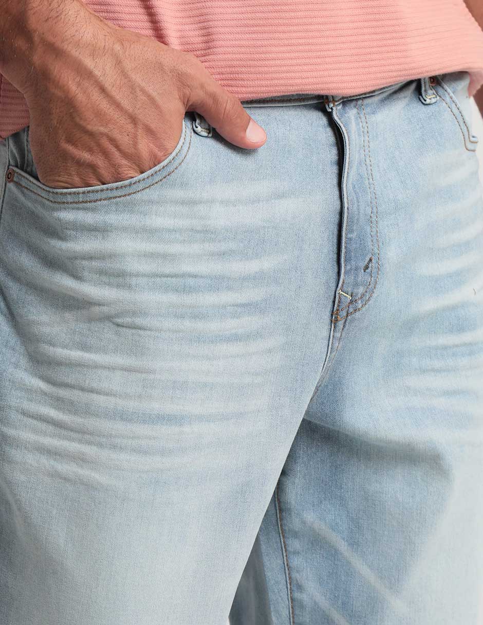 Jeans straight lavado claro para hombre 2