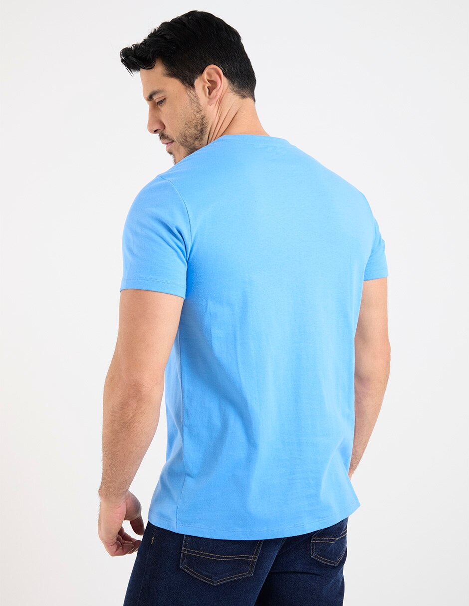 Playera Weekend cuello V para hombre