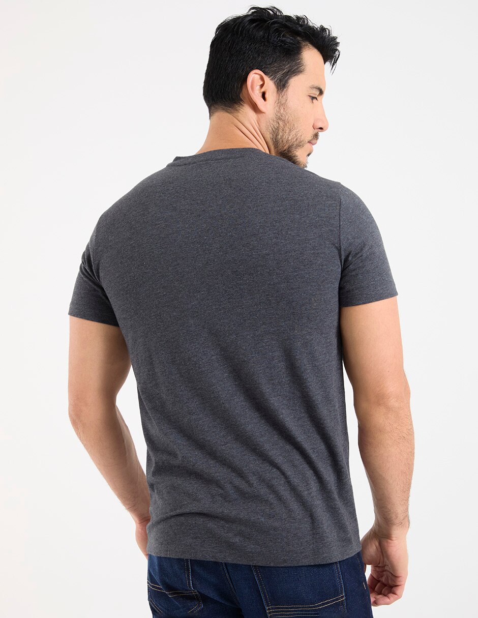 Playera cuello V para hombre 2