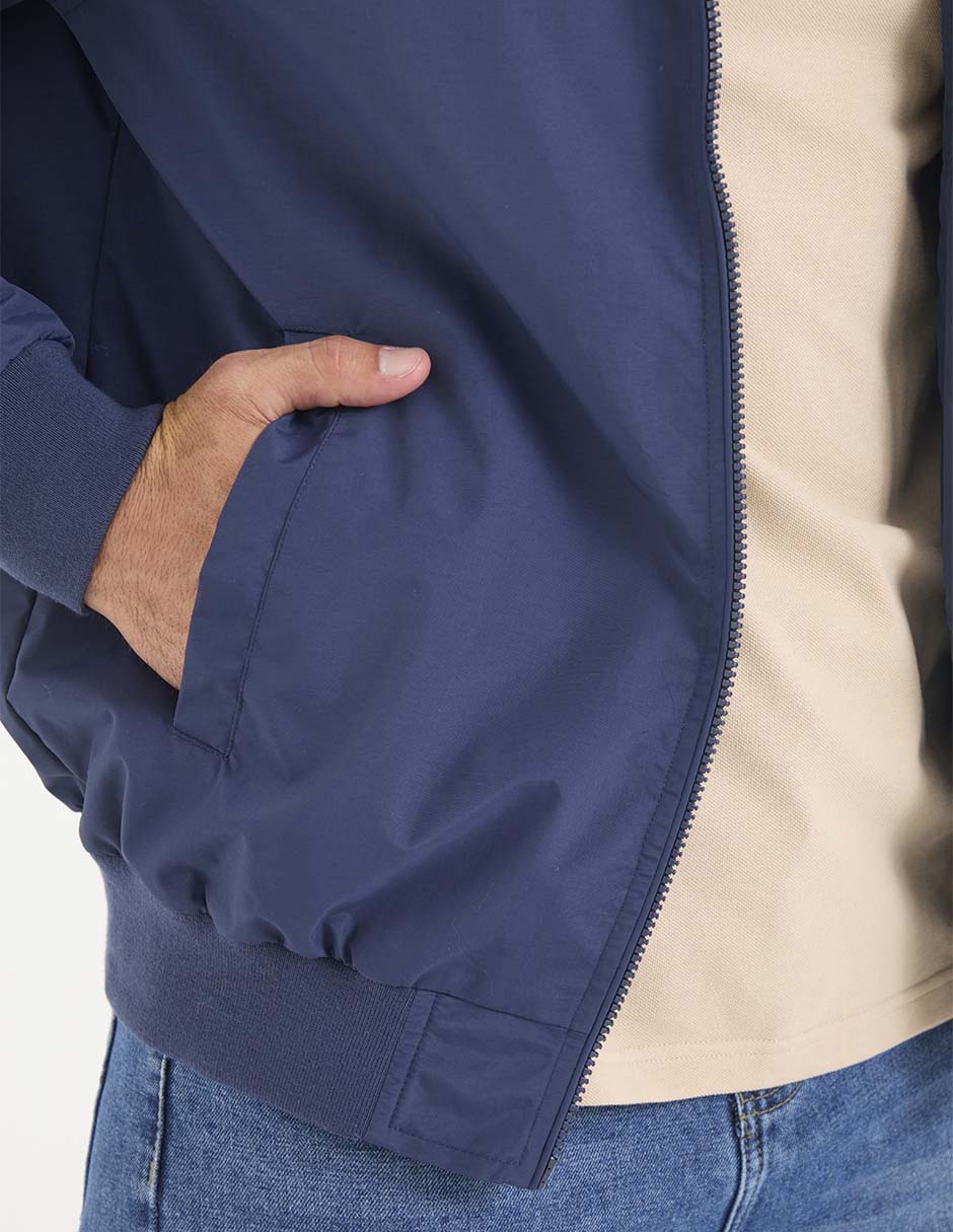 Chamarra cazadora Weekend con bolsillos para hombre