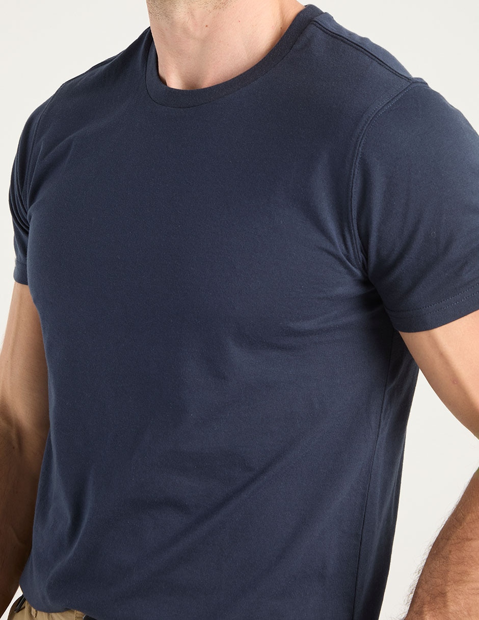 Set playera cuello redondo para hombre 4
