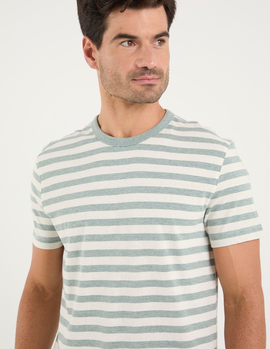 Playera cuello redondo para hombre 4