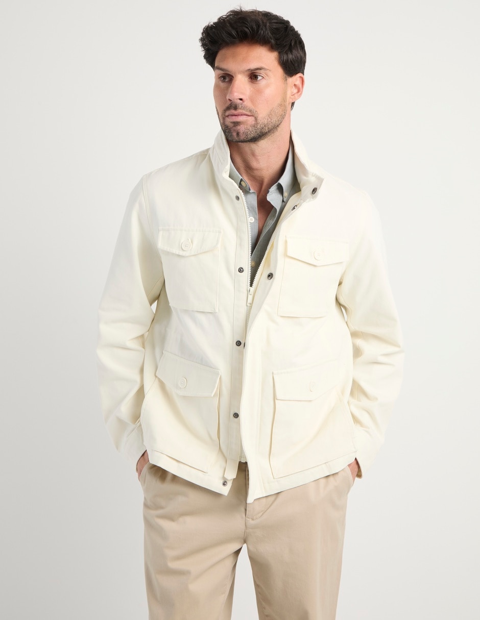 Chamarra casual con bolsillos para hombre