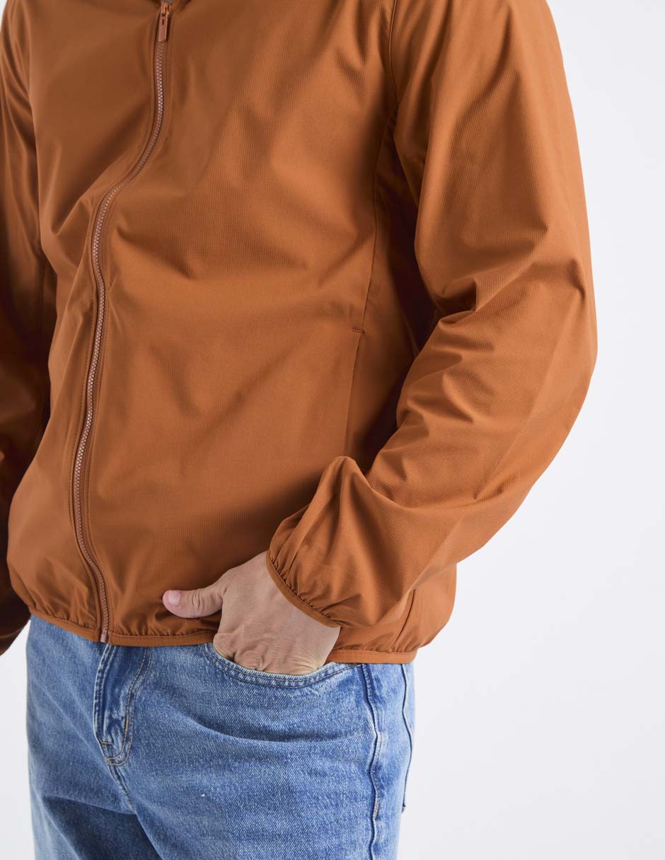 Chamarra casual Weekend capucha y bolsa para hombre