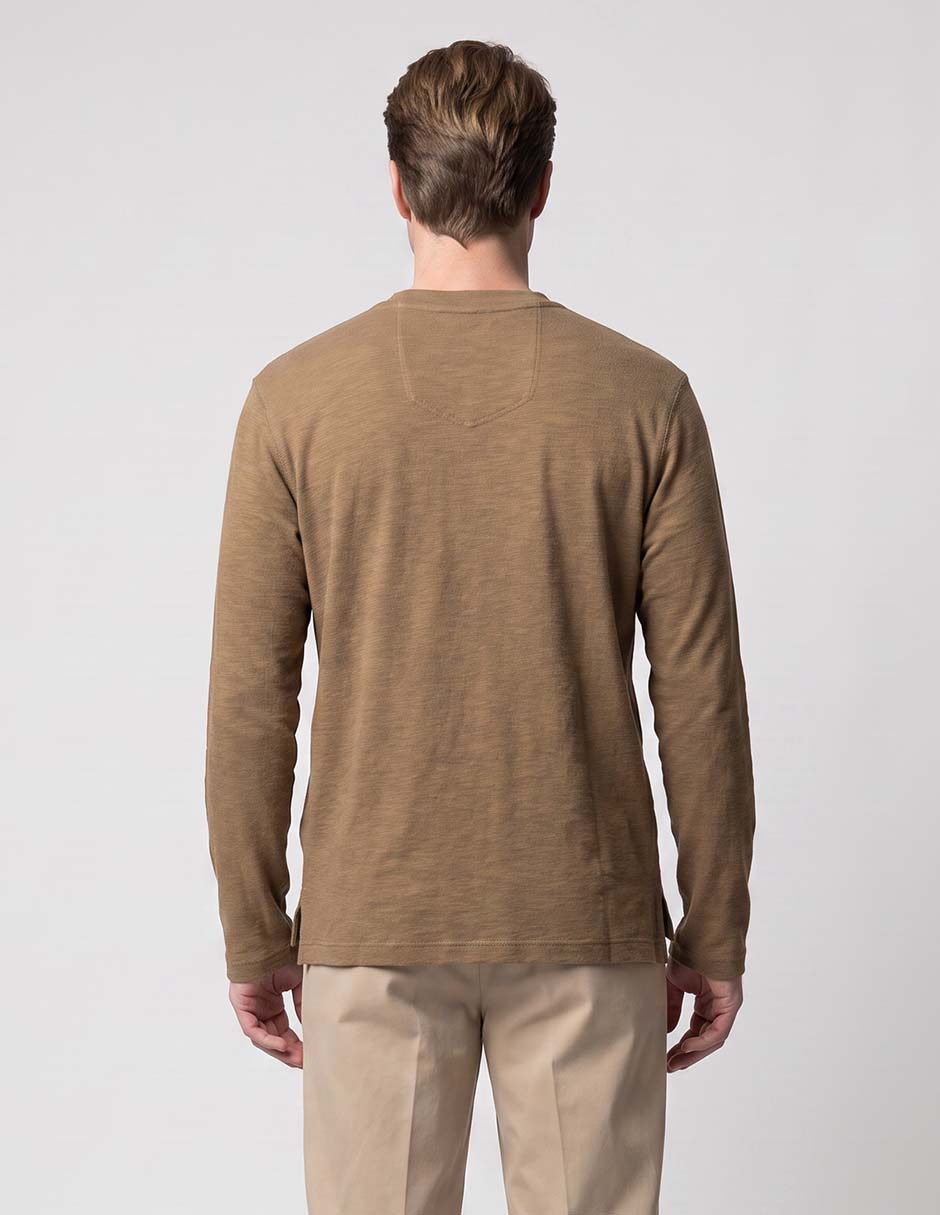 Playera cuello mao para hombre 2