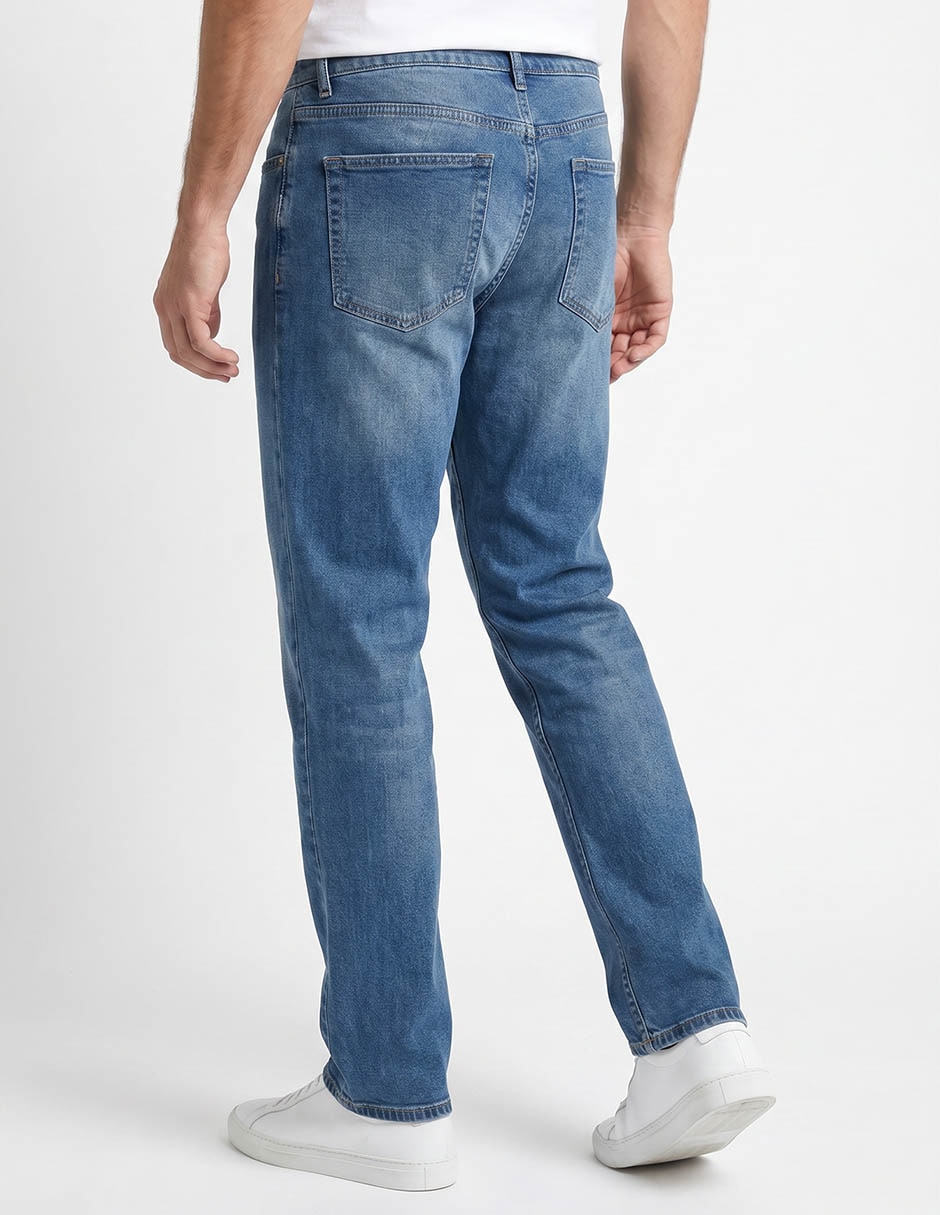 Jeans straight lavado medio para hombre