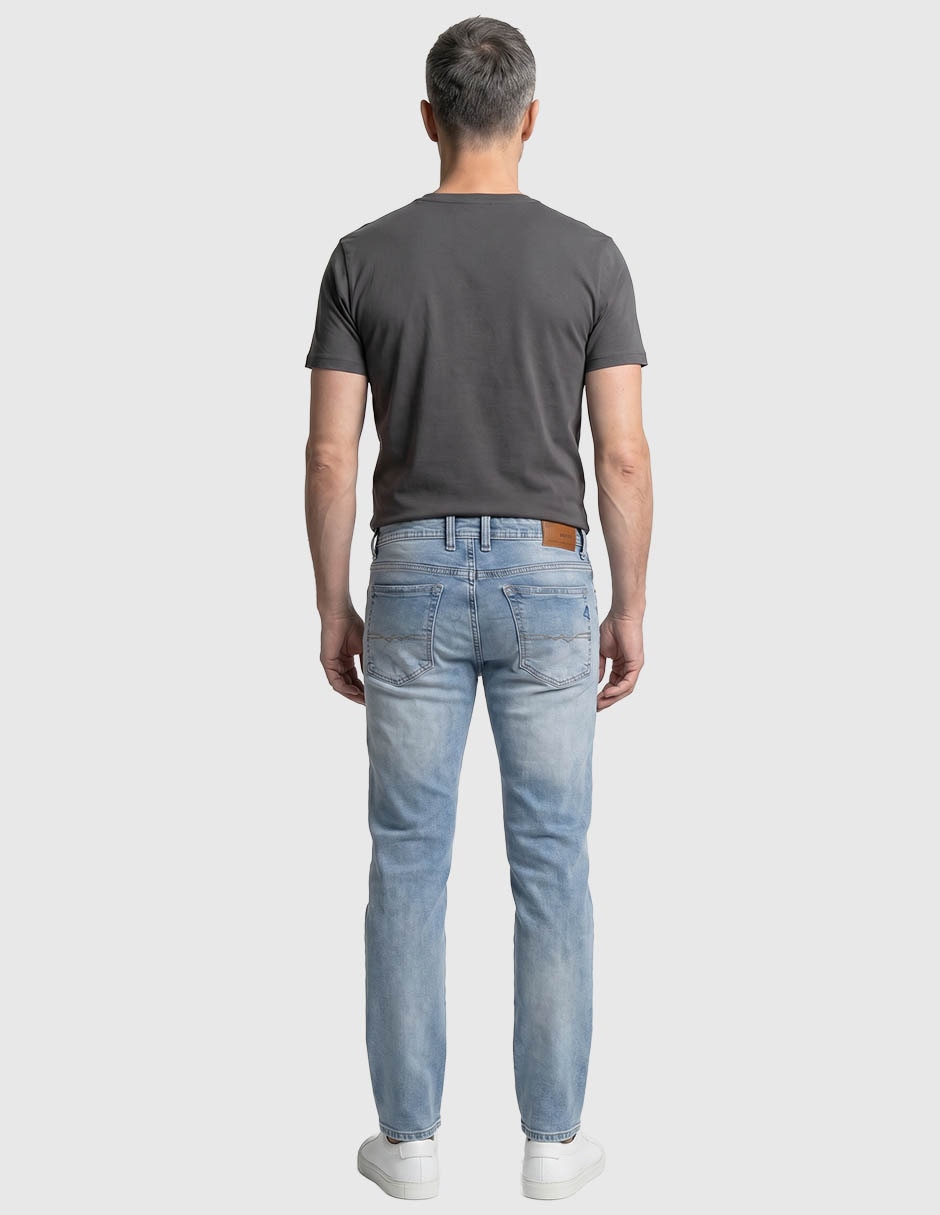 Jeans slim lavado stone wash para hombre 2